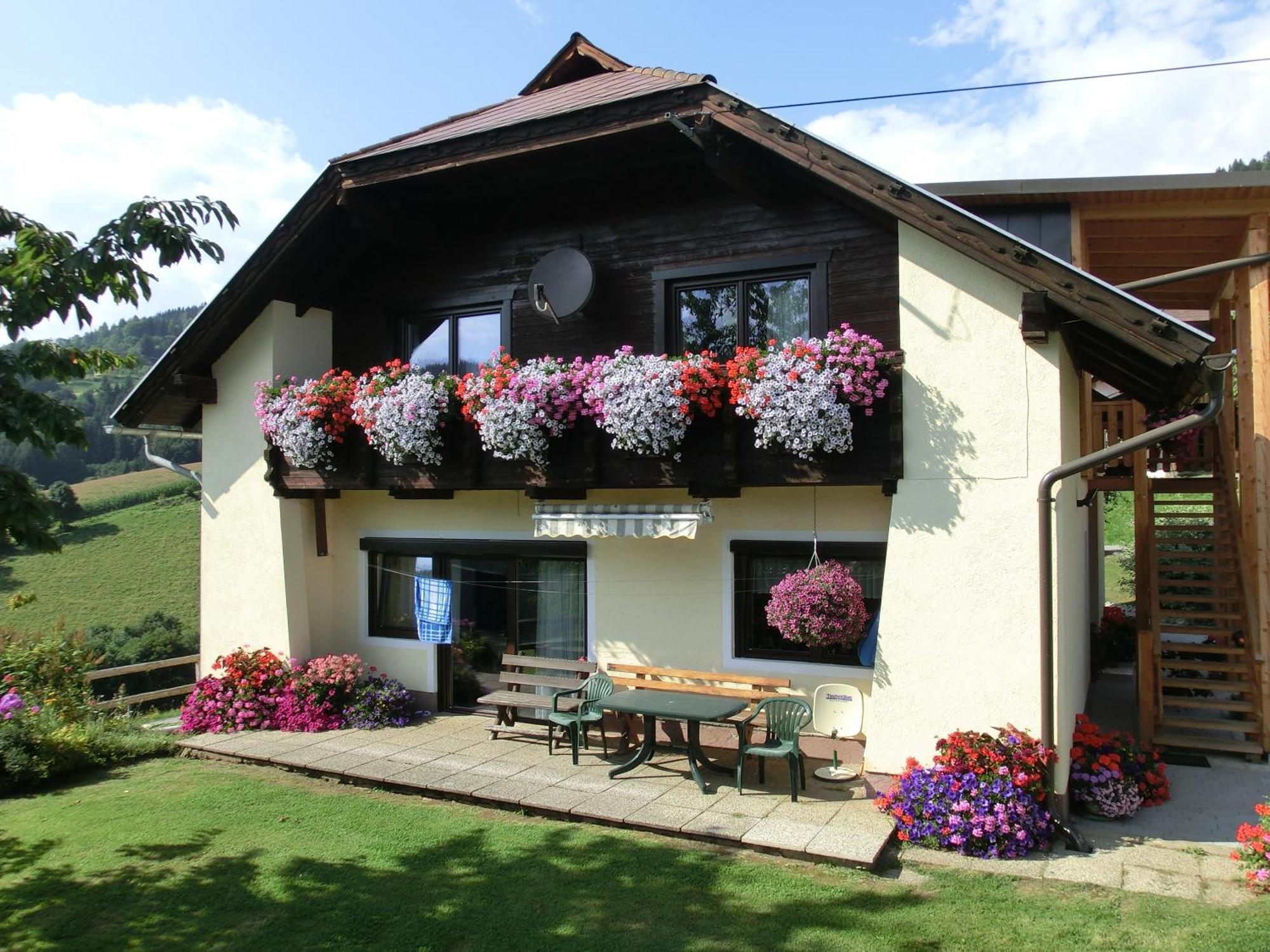 Kniebergerhof Villa Liebenfels Exterior photo